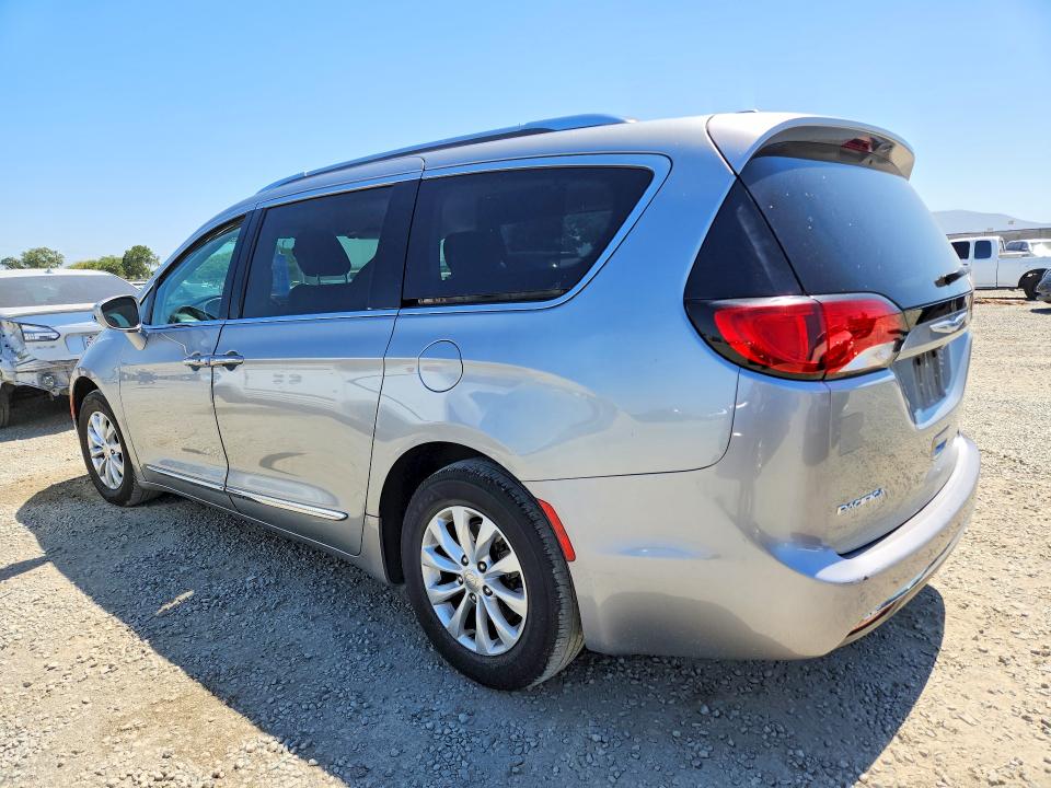 Auction sale of the 2018 Chrysler Pacifica, vin: 2C4RC1BG2JR290358, lot number: 59098936