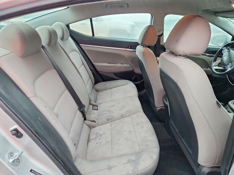 57739456 :رقم المزاد ، 5NPD74LF0KH470104 vin ، 2019 Hyundai Elantra مزاد بيع
