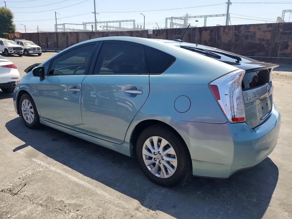 56460316 :رقم المزاد ، JTDKN3DP5E3050529 vin ، 2014 Toyota Prius Plug-in Hybrid مزاد بيع
