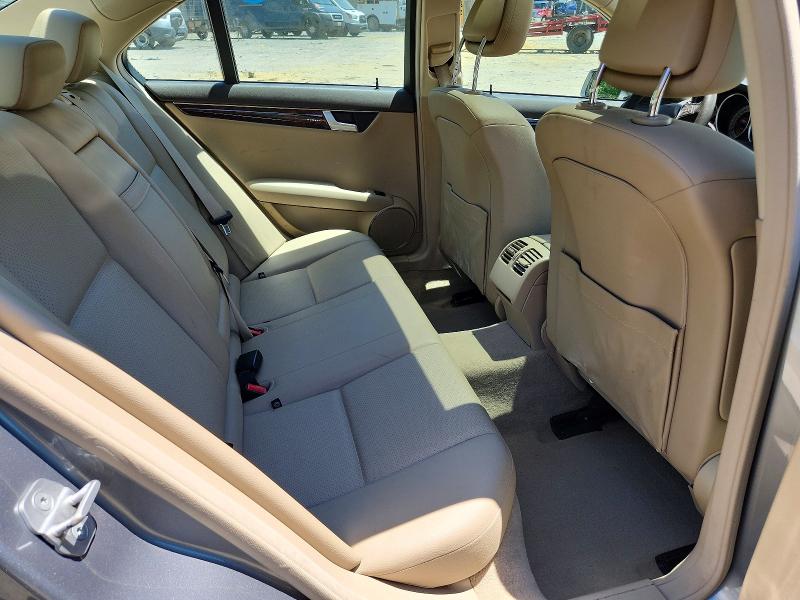 56120196 :رقم المزاد ، WDDGF8BB5CA692027 vin ، 2012 Mercedes-benz C مزاد بيع