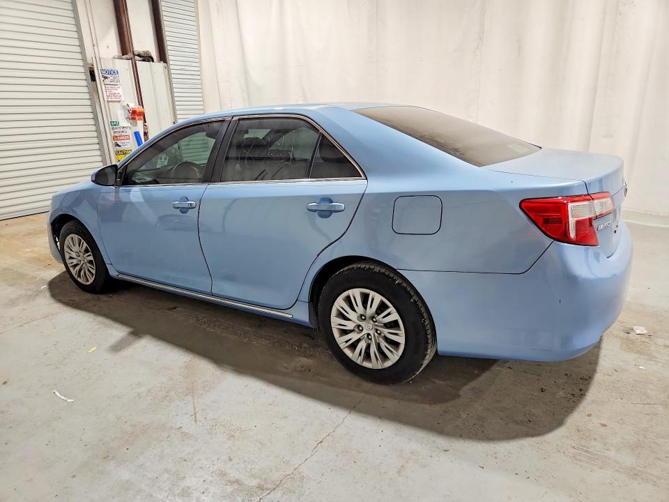 54718546 :رقم المزاد ، 4T4BF1FK1DR279819 vin ، 2013 Toyota Camry مزاد بيع