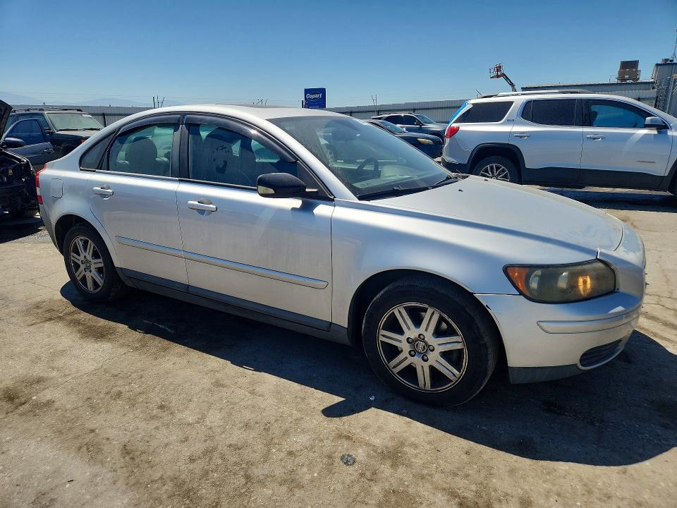 2006 Volvo S40 მანქანა იყიდება აუქციონზე, vin: YV1MS390362181585, აუქციონის ნომერი: 58401306