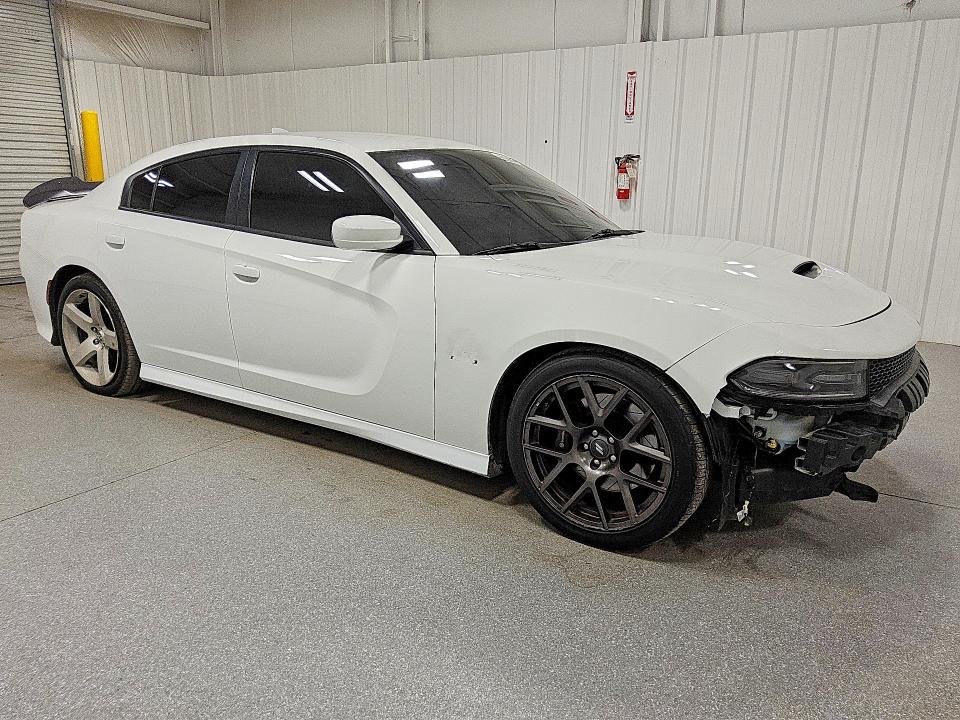 55813156 :رقم المزاد ، 2C3CDXGJ1JH297466 vin ، 2018 Dodge Charger مزاد بيع