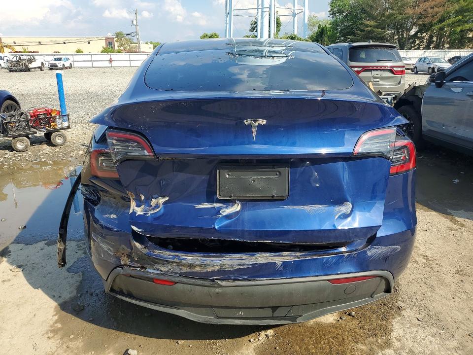 Продаж на аукціоні авто 2025 Tesla Model Y, vin: 7SAYGDED5SA372763, номер лоту: 57120146