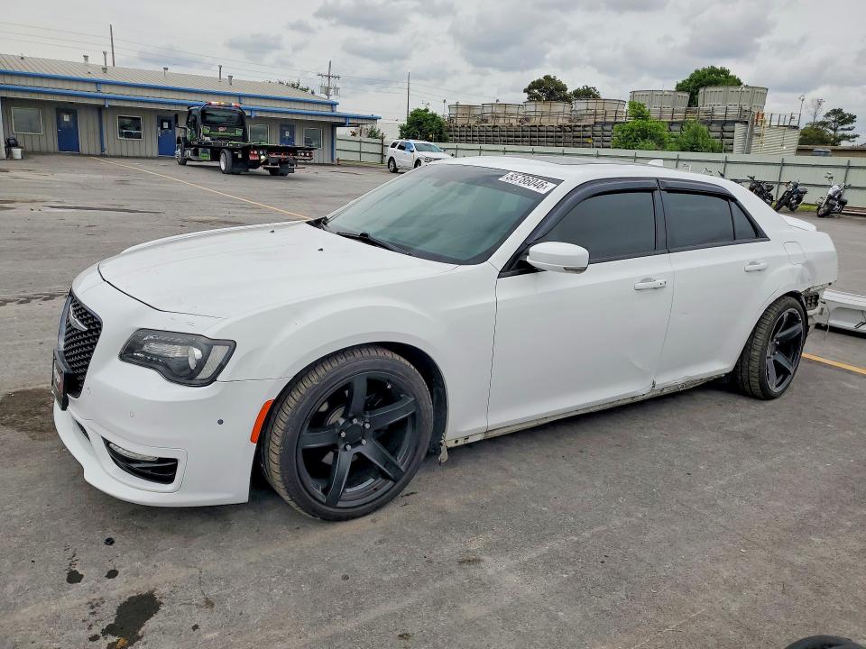 2018 Chrysler 300 მანქანა იყიდება აუქციონზე, vin: 2C3CCABG4JH266577, აუქციონის ნომერი: 55786046