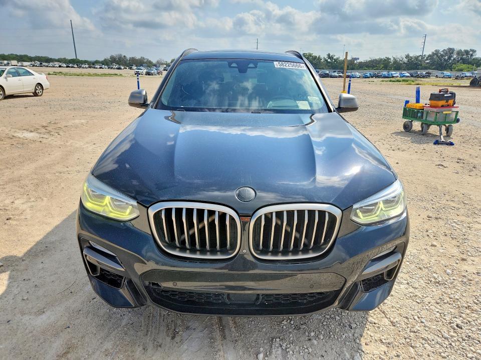 58225666 :رقم المزاد ، 5UXTS3C56J0Y99026 vin ، 2018 Bmw X3 مزاد بيع