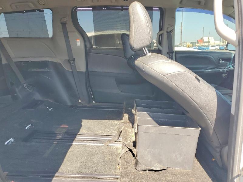 Продаж на аукціоні авто 2017 Toyota Sienna, vin: 5TDXZ3DC2HS786712, номер лоту: 55514986