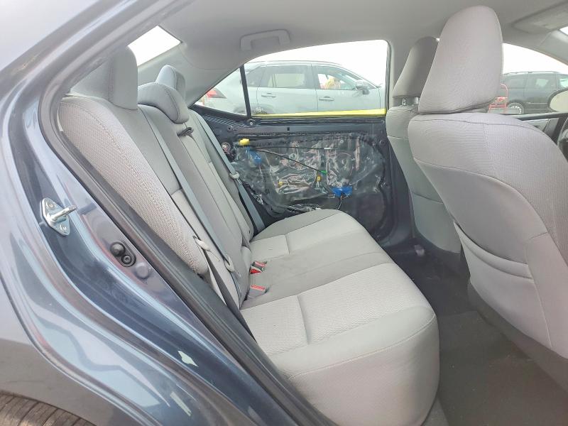 56614526 :رقم المزاد ، 2T1BURHE3FC368883 vin ، 2015 Toyota Corolla مزاد بيع