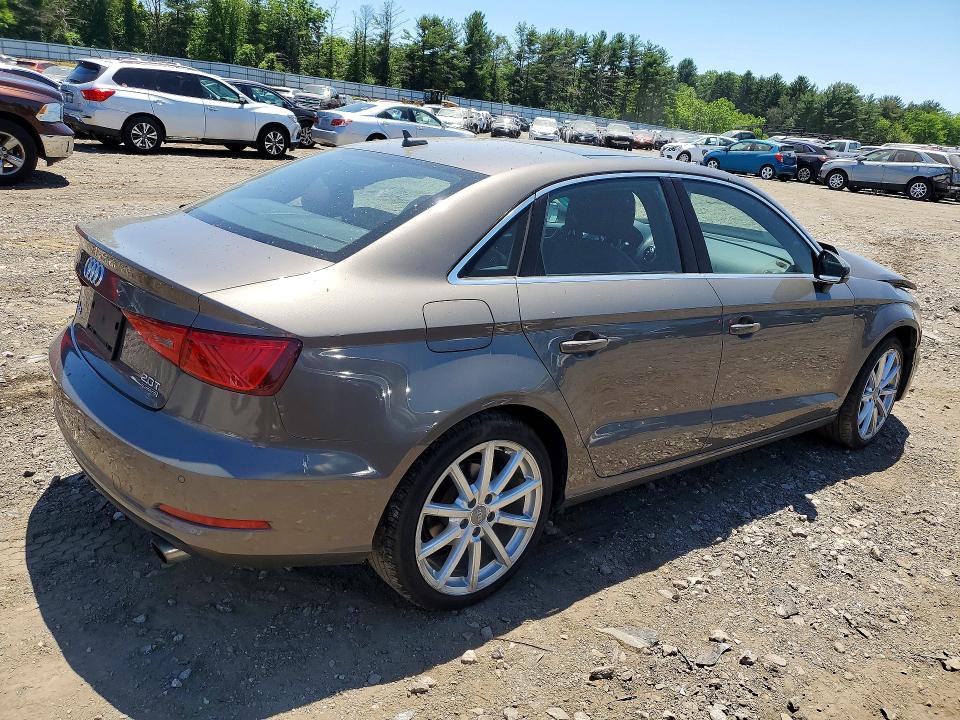 Продажа на аукционе авто 2015 Audi A3, vin: WAUEFGFF4F1112714, номер лота: 55792556