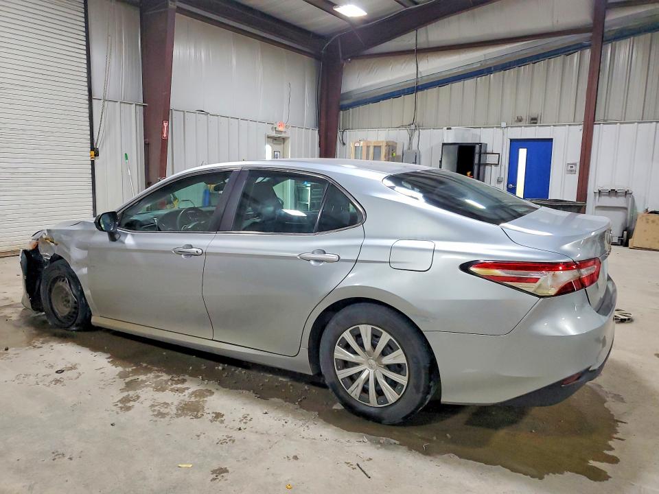 Продажа на аукционе авто 2018 Toyota Camry, vin: 4T1B11HK9JU549056, номер лота: 55320486