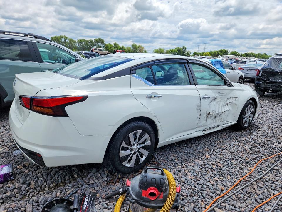 57886786 :رقم المزاد ، 1N4BL4BV9KC110486 vin ، 2019 Nissan Altima مزاد بيع