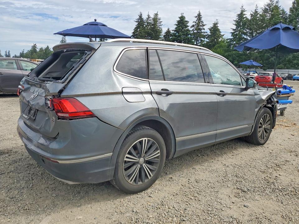 Продажа на аукционе авто 2018 Volkswagen Tiguan, vin: 3VV2B7AX9JM076999, номер лота: 55980166