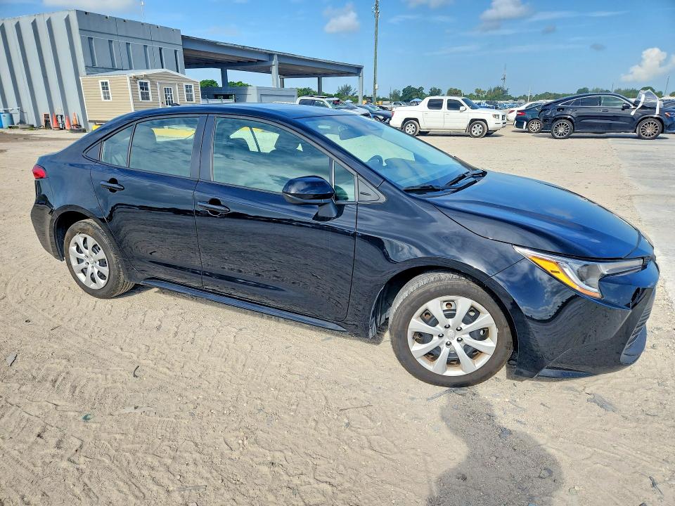 57902426 :رقم المزاد ، 5YFB4MDE4RP202286 vin ، 2024 Toyota Corolla مزاد بيع