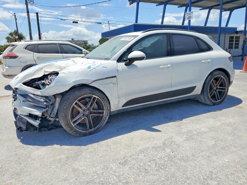 41612115 :رقم المزاد ، WP1AB2A56KLB33575 vin ، 2019 Porsche Macan مزاد بيع