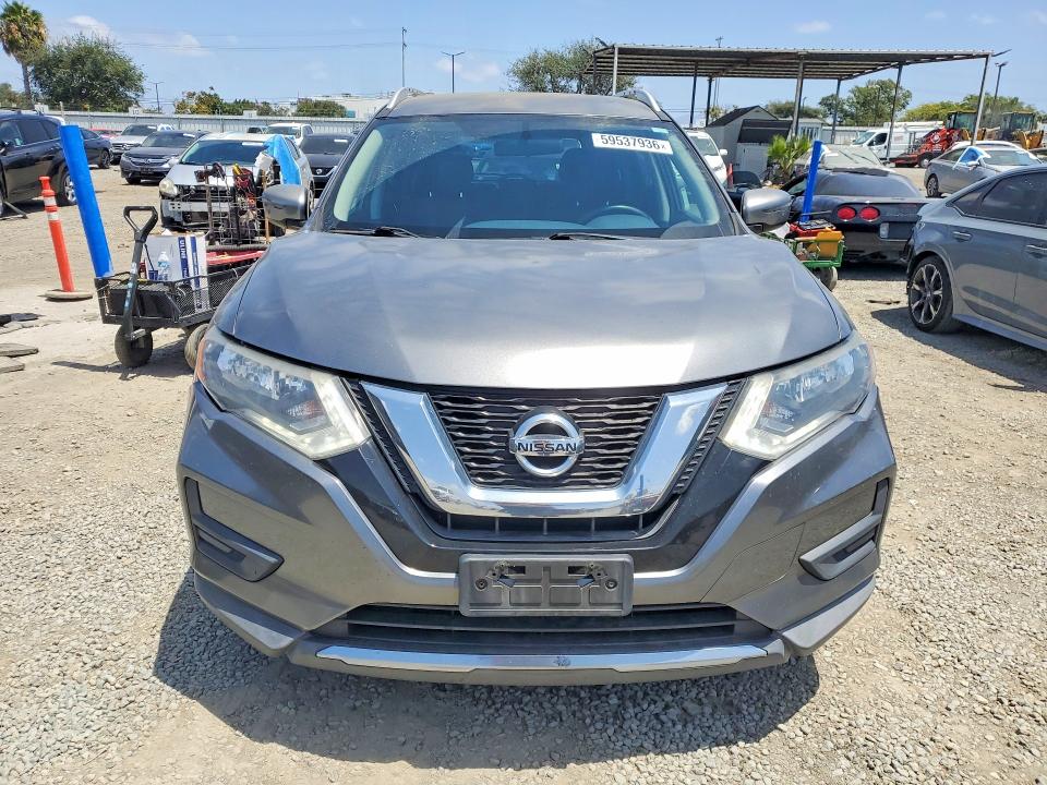 59537936 :رقم المزاد ، KNMAT2MT4HP522886 vin ، 2017 Nissan Rogue مزاد بيع
