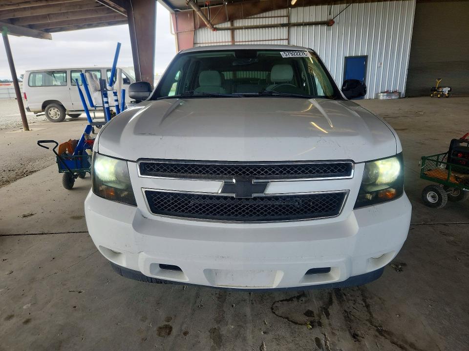 57922276 :رقم المزاد ، 3GNFC16028G302838 vin ، 2008 Chevrolet Suburban مزاد بيع