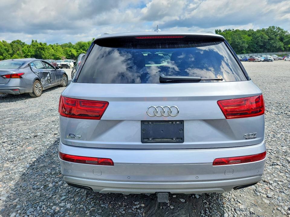 Продажа на аукционе авто 2018 Audi Q7, vin: WA1LABF76JD010675, номер лота: 57009066