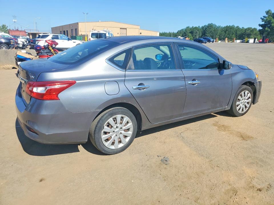 56128596 :رقم المزاد ، 3N1AB7AP5HL695015 vin ، 2017 Nissan Sentra مزاد بيع