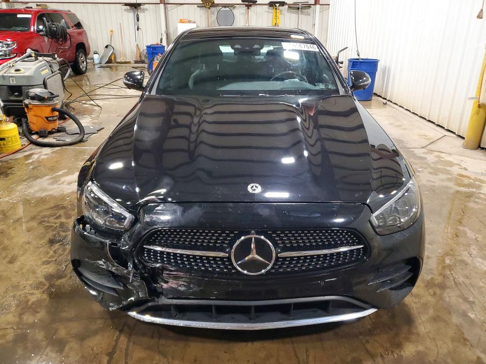 2021 Mercedes-benz E მანქანა იყიდება აუქციონზე, vin: W1KZF5KBXMA998035, აუქციონის ნომერი: 58567046