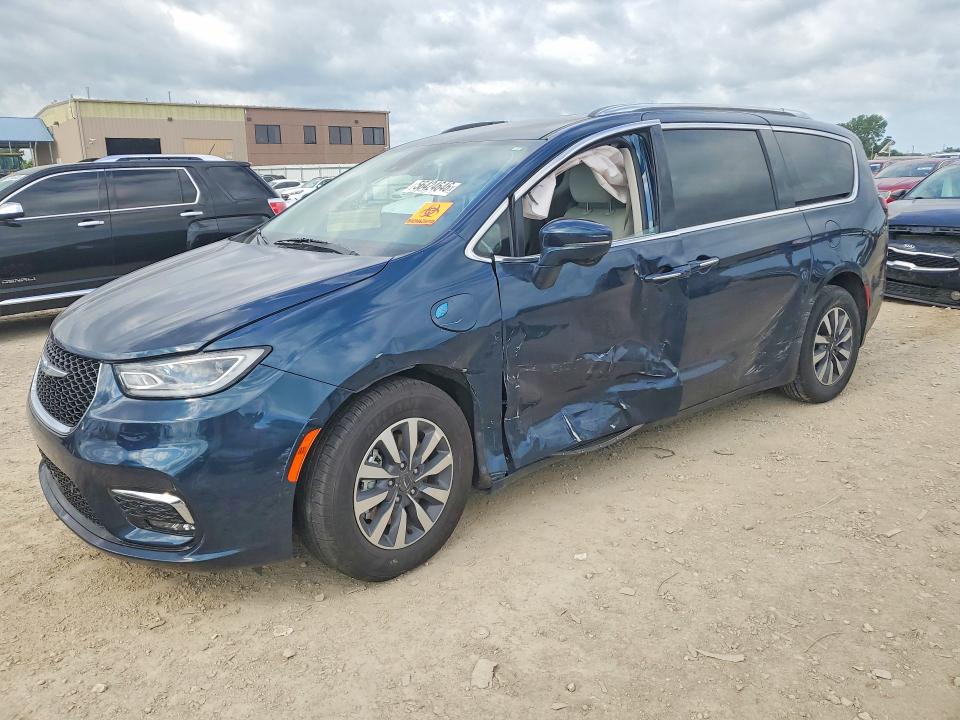 Продаж на аукціоні авто 2021 Chrysler Pacifica, vin: 2C4RC1L73MR596231, номер лоту: 56424646