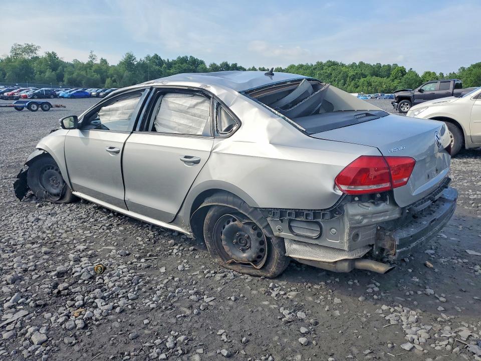 56652376 :رقم المزاد ، 1VWAT7A35EC078144 vin ، 2014 Volkswagen Passat مزاد بيع