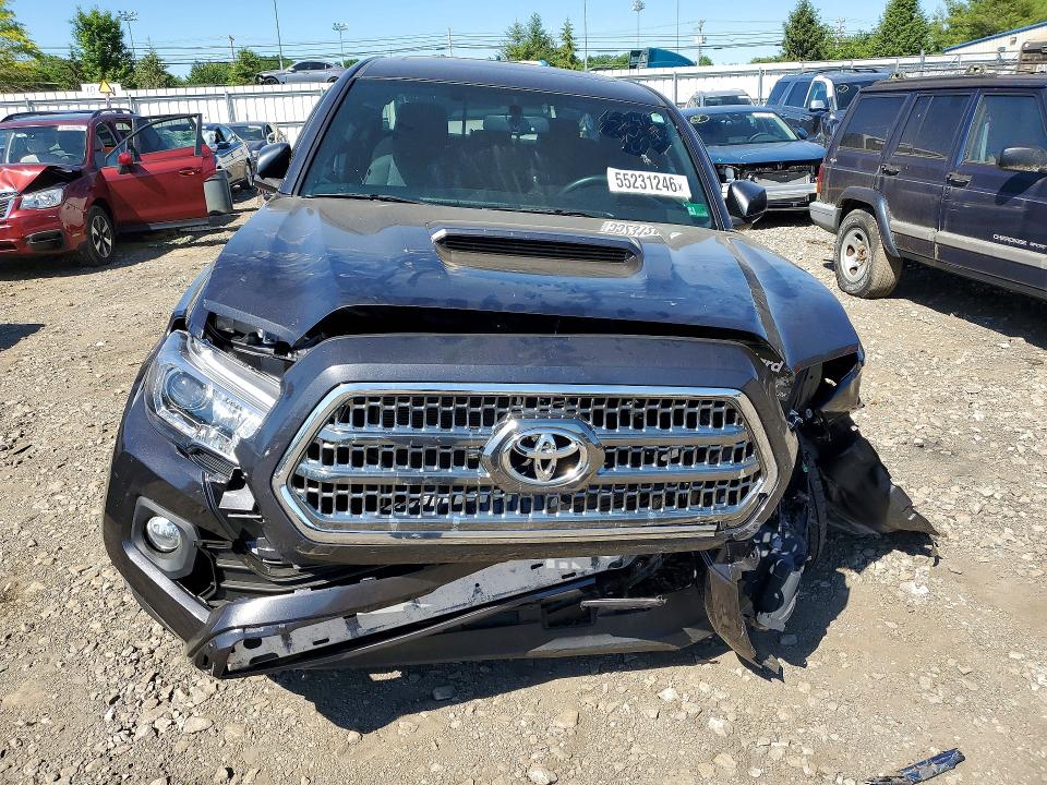 55231246 :رقم المزاد ، 3TMCZ5AN7HM098818 vin ، 2017 Toyota Tacoma مزاد بيع