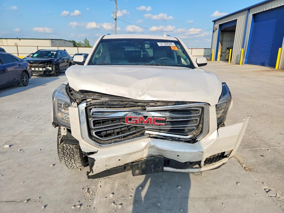57189346 :رقم المزاد ، 1GKS1BKC2HR366305 vin ، 2017 Gmc Yukon مزاد بيع
