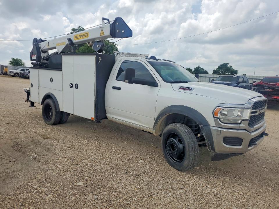 55432666 :رقم المزاد ، 3C7WRNBL1KG535523 vin ، 2019 Ram 5500 مزاد بيع