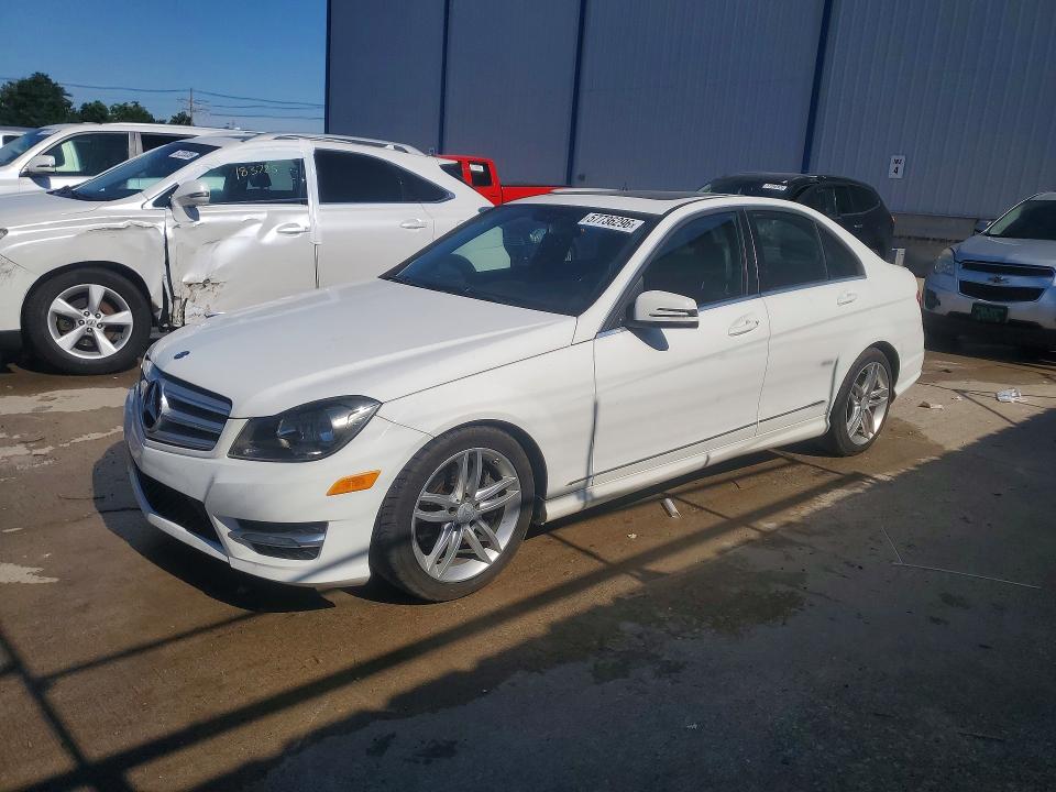 57736296 :رقم المزاد ، WDDGF8AB8DR264537 vin ، 2013 Mercedes-benz C مزاد بيع