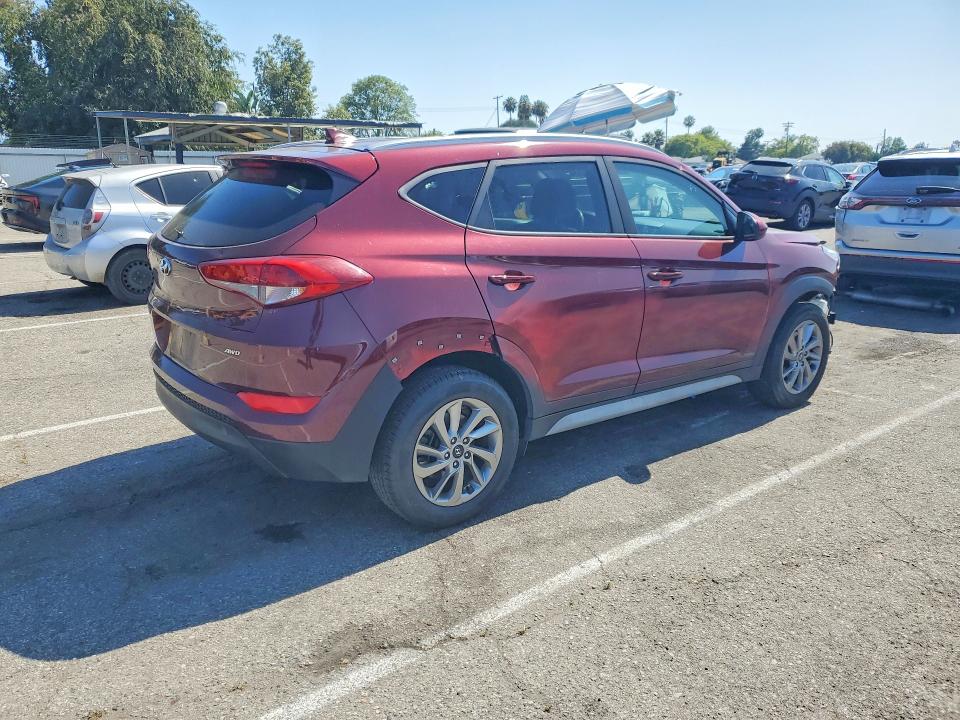 56353066 :رقم المزاد ، KM8J3CA48JU597953 vin ، 2018 Hyundai Tucson مزاد بيع