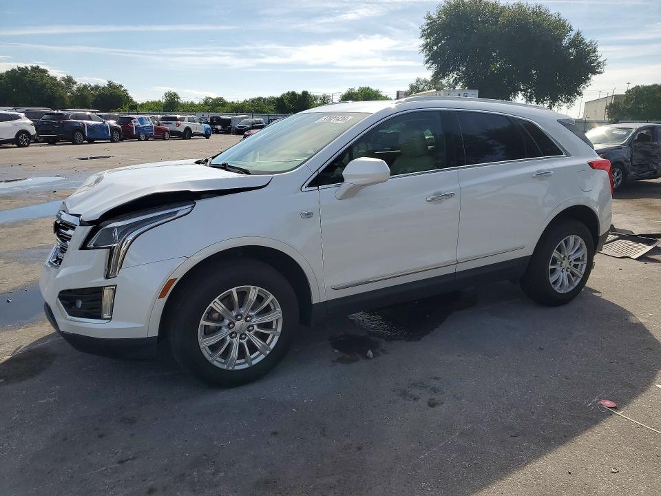57821436 :رقم المزاد ، 1GYKNARS0HZ322269 vin ، 2017 Cadillac Xt5 مزاد بيع