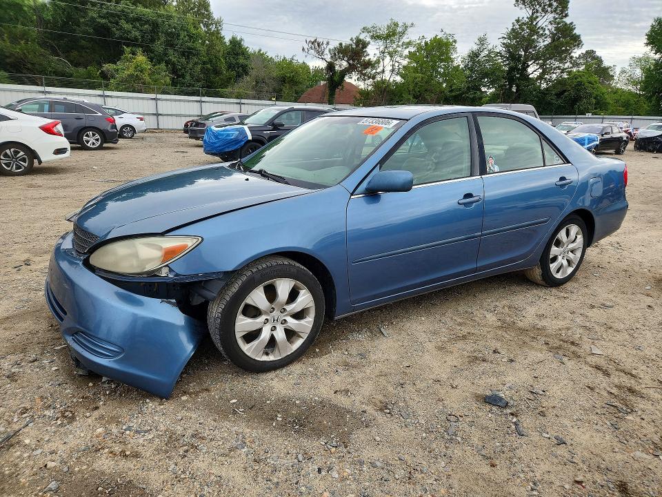 2002 Toyota Camry მანქანა იყიდება აუქციონზე, vin: 4T1BE32K02U621630, აუქციონის ნომერი: 57336806