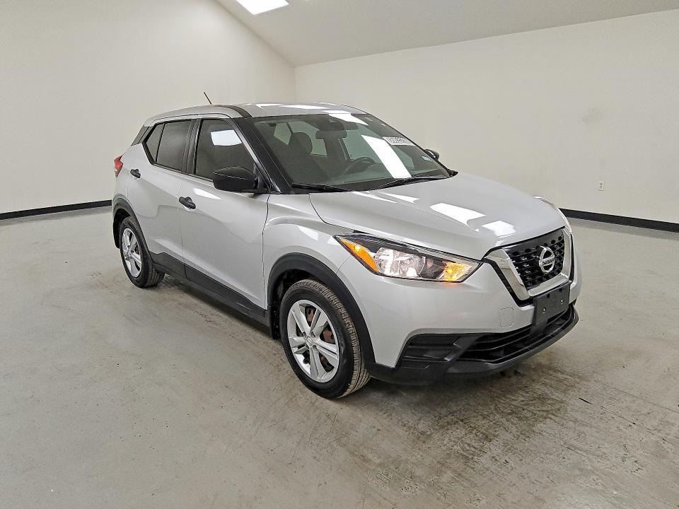 56855286 :رقم المزاد ، 3N1CP5BVXLL527861 vin ، 2020 Nissan Kicks مزاد بيع