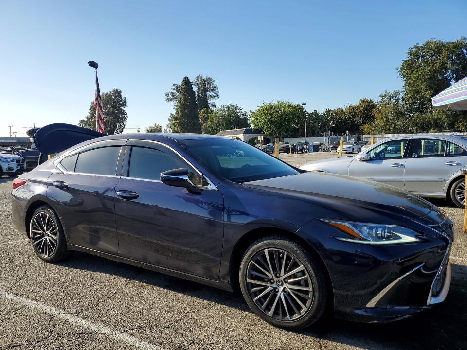 Продажа на аукционе авто 2024 Lexus Es 300h, vin: 58ADA1C16RU053028, номер лота: 56183476