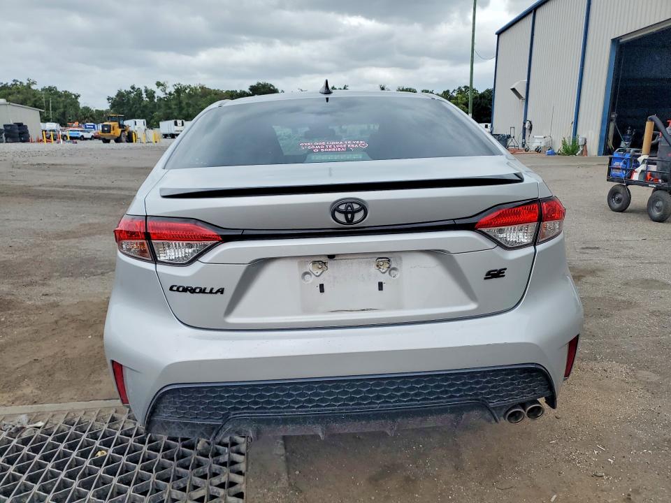 56114526 :رقم المزاد ، 5YFS4MCE7MP072417 vin ، 2021 Toyota Corolla مزاد بيع