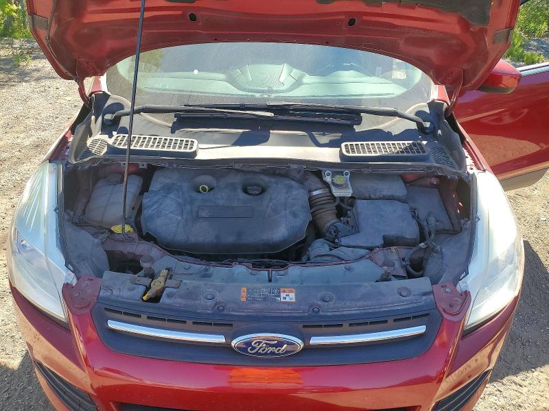 55693216 :رقم المزاد ، 1FMCU0G99FUC47181 vin ، 2015 Ford Escape مزاد بيع