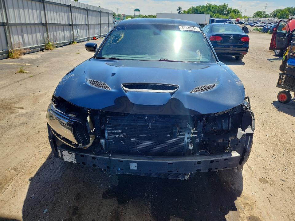 57540586 :رقم المزاد ، 2C3CDXL92JH113101 vin ، 2018 Dodge Charger مزاد بيع