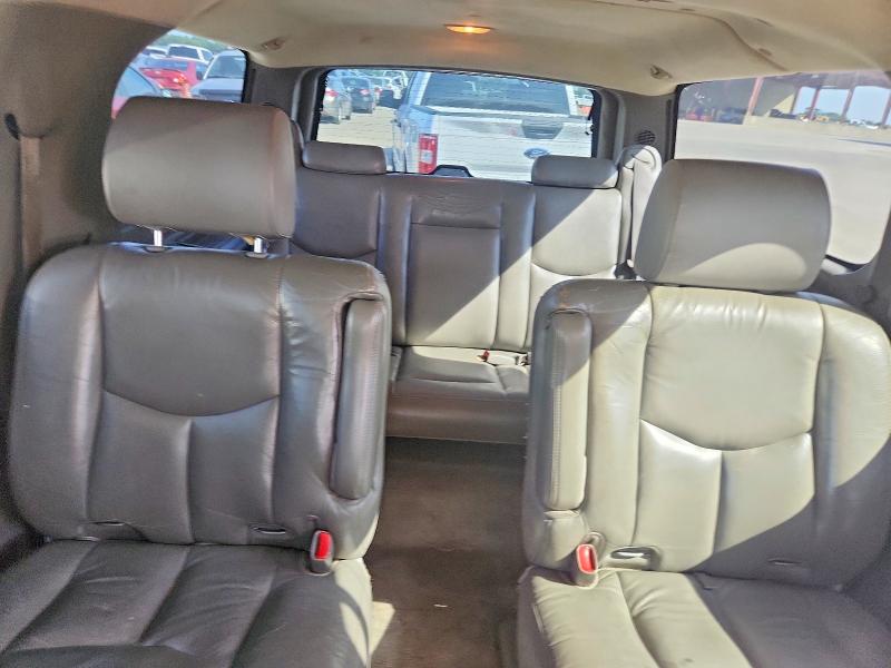 Продажа на аукционе авто 2004 Chevrolet Suburban, vin: 1GNEC16Z24J171901, номер лота: 57751796
