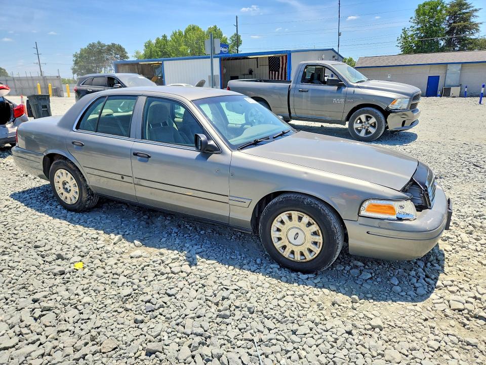 Продаж на аукціоні авто 2004 Ford Crown Victoria, vin: 2FAFP73W94X152919, номер лоту: 56127936