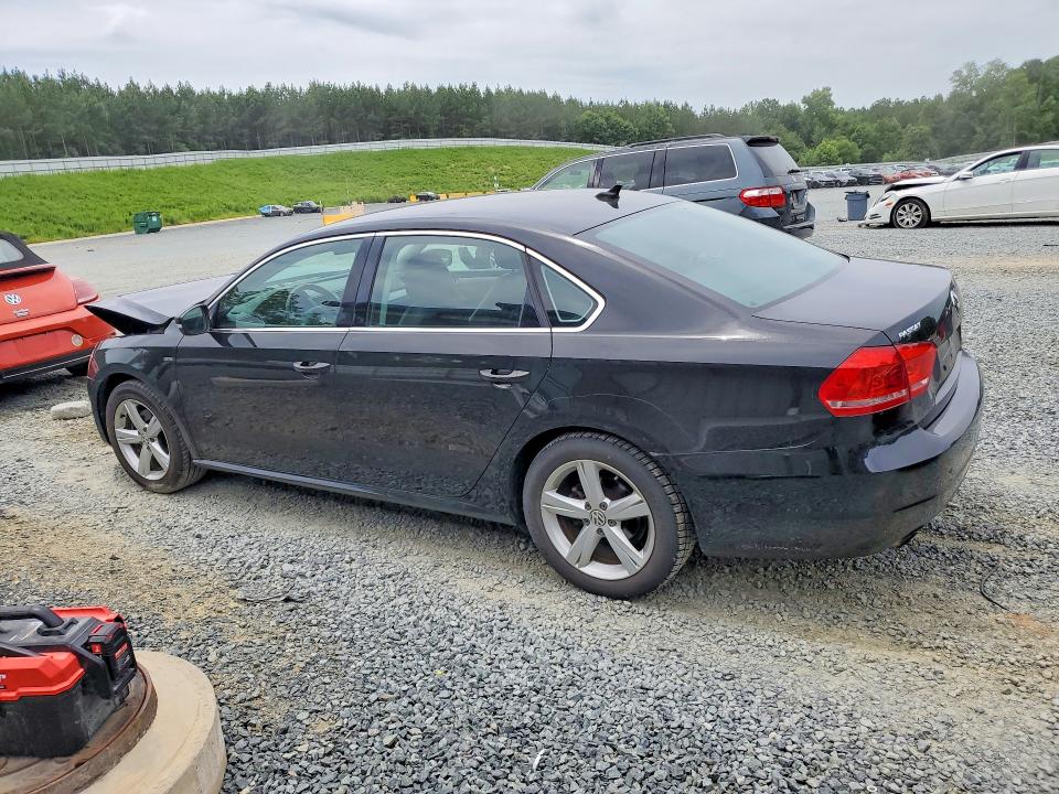 58787476 :رقم المزاد ، 1VWAT7A33FC119050 vin ، 2015 Volkswagen Passat مزاد بيع