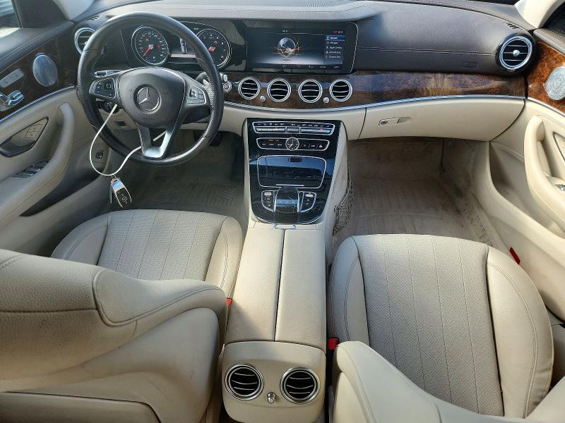 55428506 :رقم المزاد ، WDDZH6GB1HA201573 vin ، 2017 Mercedes-benz E مزاد بيع