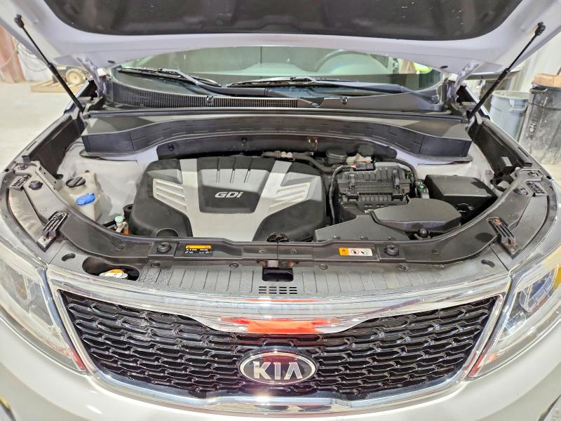 2015 Kia Sorento მანქანა იყიდება აუქციონზე, vin: 5XYKTDA75FG602186, აუქციონის ნომერი: 57616306