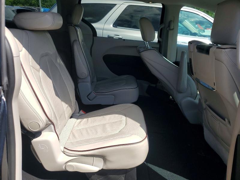 57888406 :رقم المزاد ، 2C4RC1GGXHR762910 vin ، 2017 Chrysler Pacifica مزاد بيع