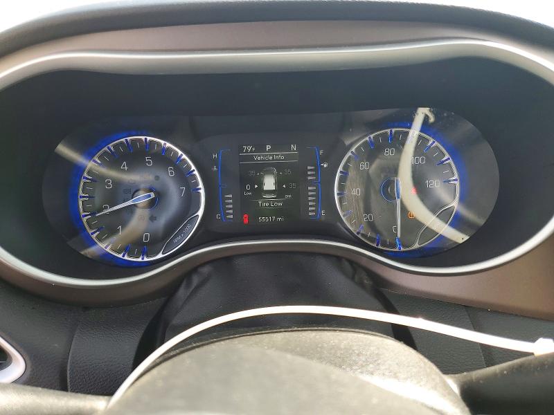 55945706 :رقم المزاد ، 2C4RC1CG1NR103731 vin ، 2022 Chrysler Voyager مزاد بيع