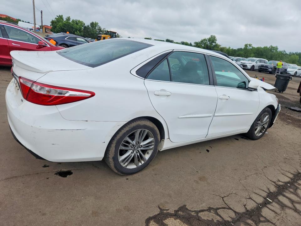 2017 Toyota Camry მანქანა იყიდება აუქციონზე, vin: 4T1BF1FK5HU366428, აუქციონის ნომერი: 57631636