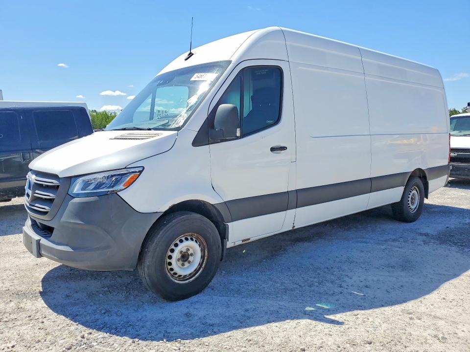 54661906 :رقم المزاد ، WD3PF1CDXKP049468 vin ، 2019 Mercedes Benz Sprinter مزاد بيع