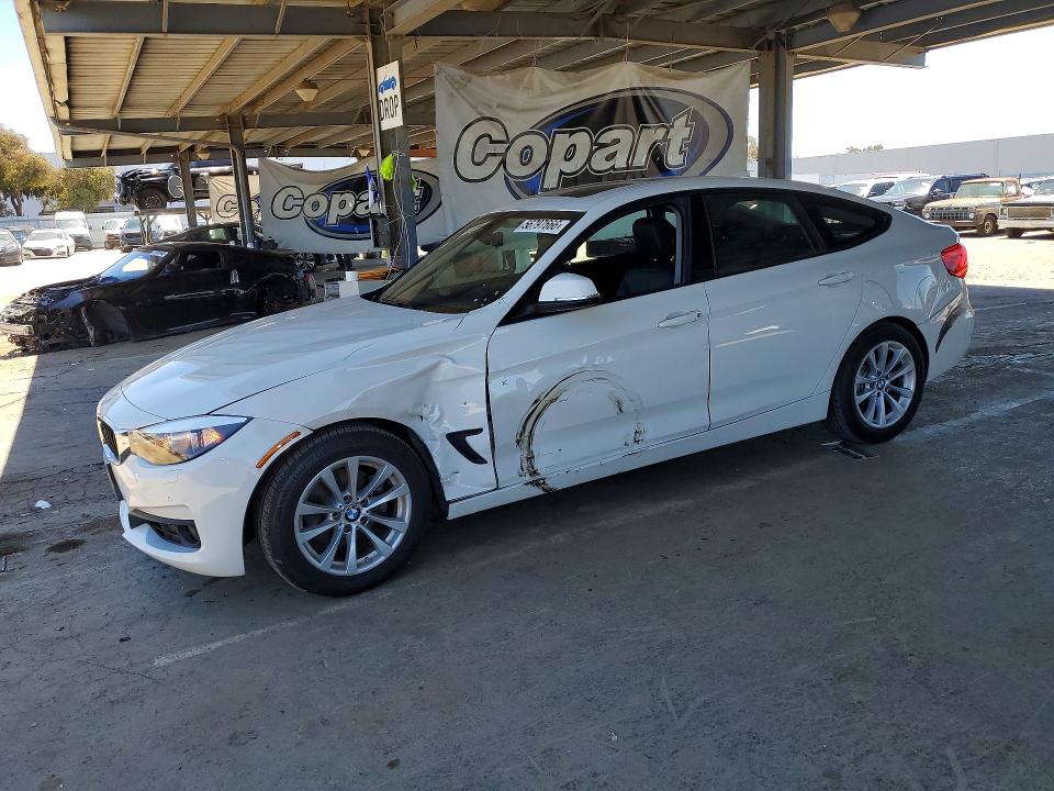 56797666 :رقم المزاد ، WBA3X5C55FD562231 vin ، 2015 Bmw 328 مزاد بيع