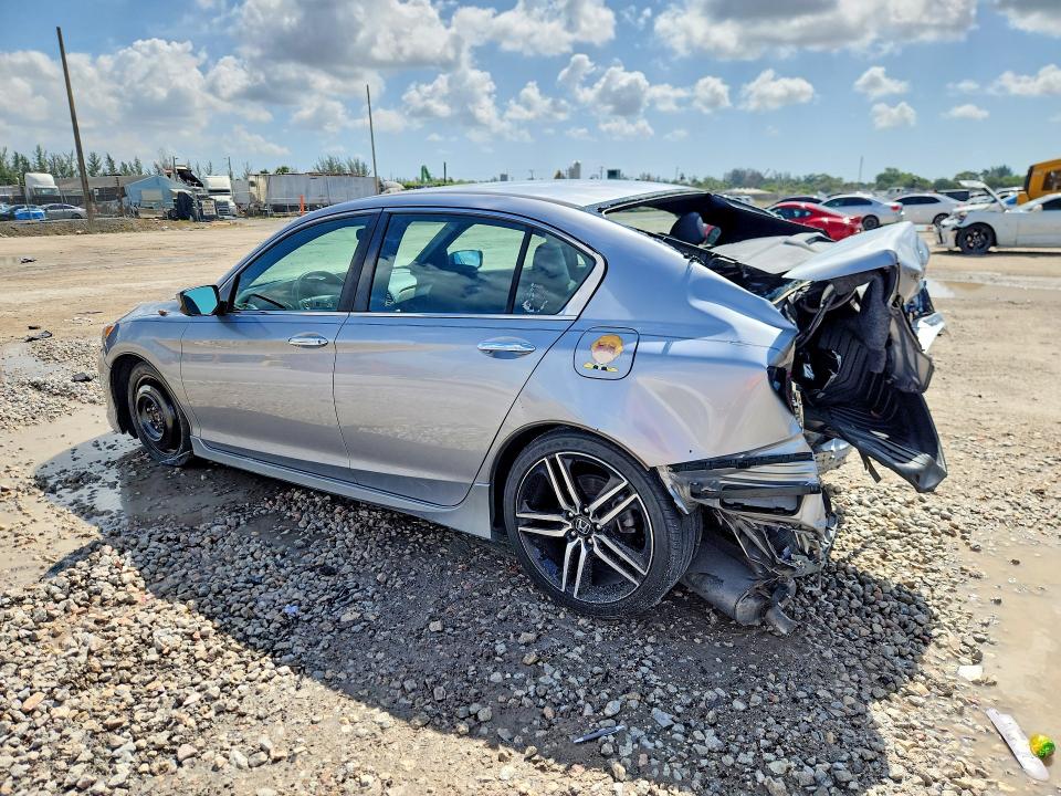 2017 Honda Accord მანქანა იყიდება აუქციონზე, vin: 1HGCR2F59HA278372, აუქციონის ნომერი: 57607316