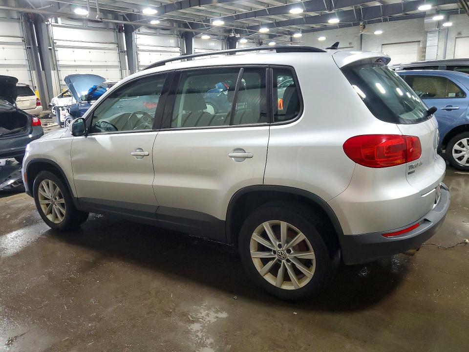 2017 Volkswagen Tiguan მანქანა იყიდება აუქციონზე, vin: WVGBV7AX5HK048183, აუქციონის ნომერი: 58799916