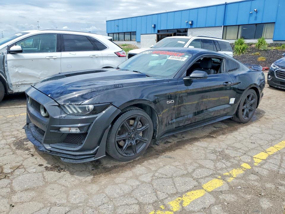 58449636 :رقم المزاد ، 1FA6P8CF8F5433782 vin ، 2015 Ford Mustang مزاد بيع
